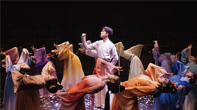 ​北京首家红楼梦主题沉浸式餐秀「宴外宴」盛大开园：入梦红楼，不负初见，引领餐饮文化新势能！(图11)