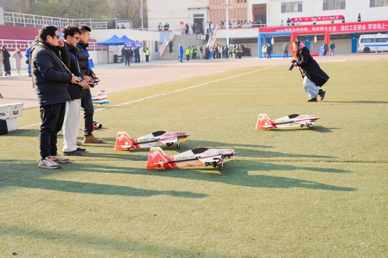 筑梦蓝天，2025年中国科研类航空航天模型普及大赛（甘肃站）盛大开赛(图9)